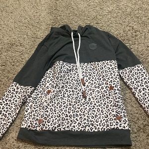 cheetah womens hoodie! only worn once